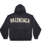 Balenciaga Official: A Luxury Fashion Powerhouse